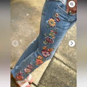 DRIFTWOOD Kelly‎ Boot Cut Spicy Tango Jeans Embroidered Size 28/32.5 inseam NEW!